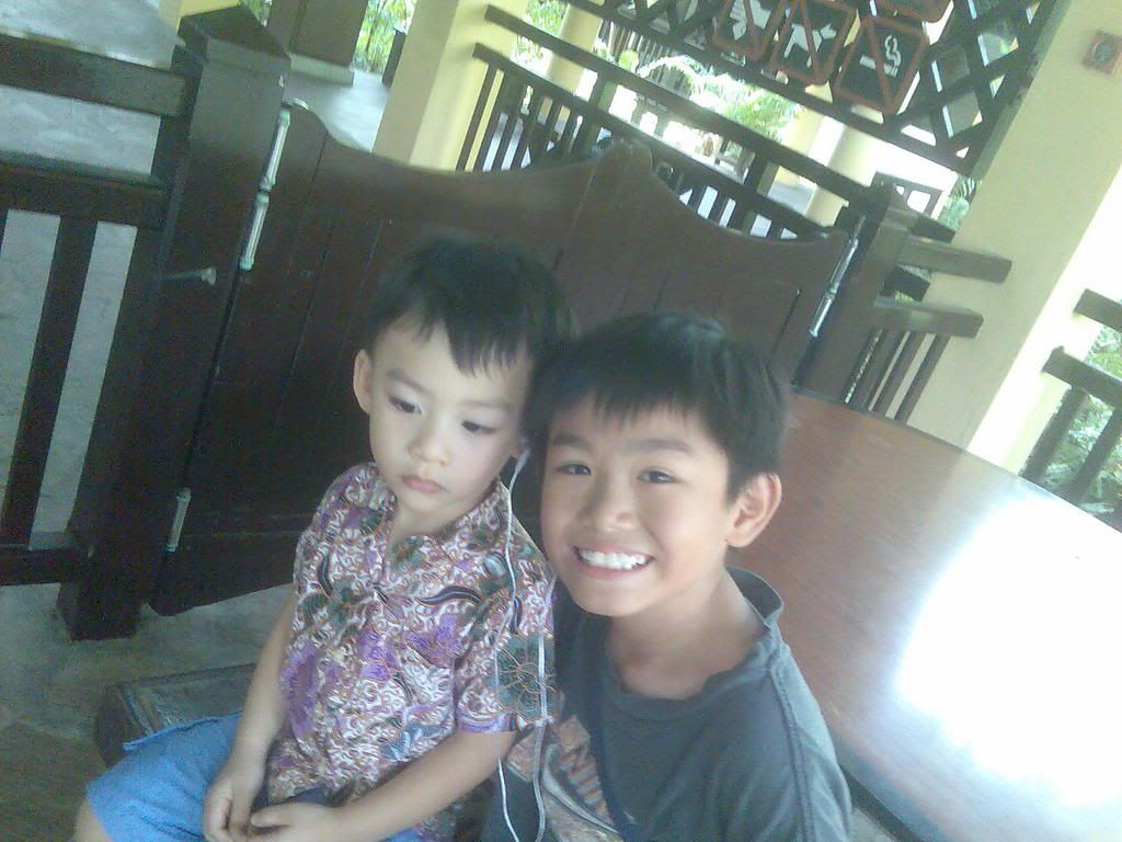 Photo Sharing and Video Hosting at Photobucket