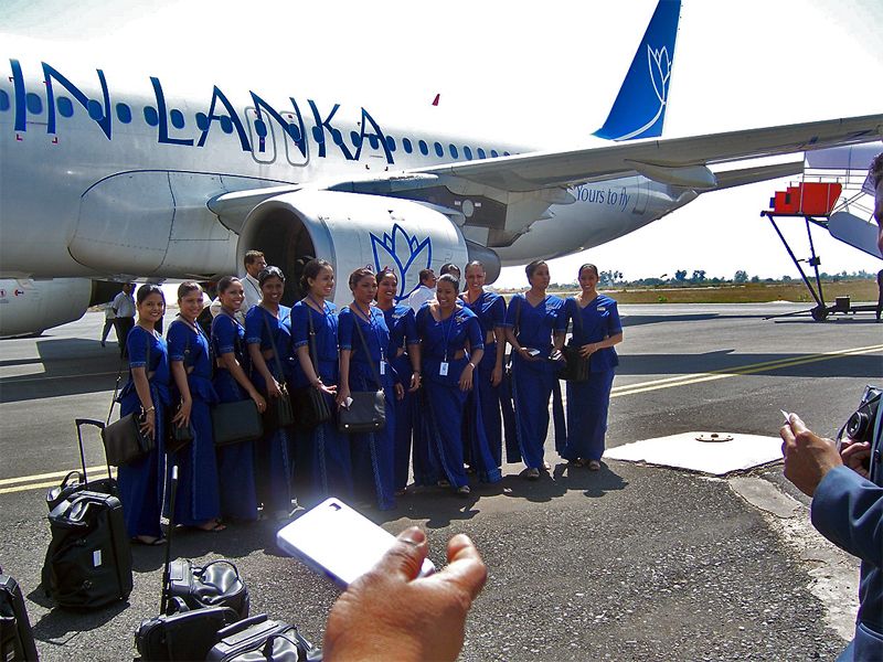sri lankan airlines air hostess. Srilankan+airlines+crew