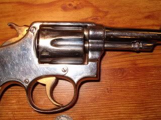 SmithandWesson001.jpg