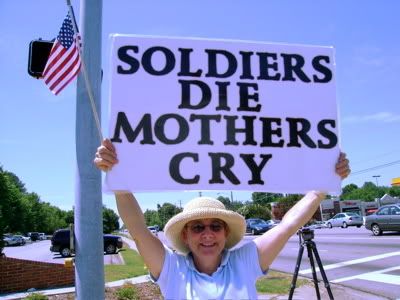 Soldiers Die, Mothers Cry