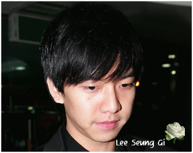 Lee Seung Gi en el Funeral de Lim Sung Hoon (Turtleman)