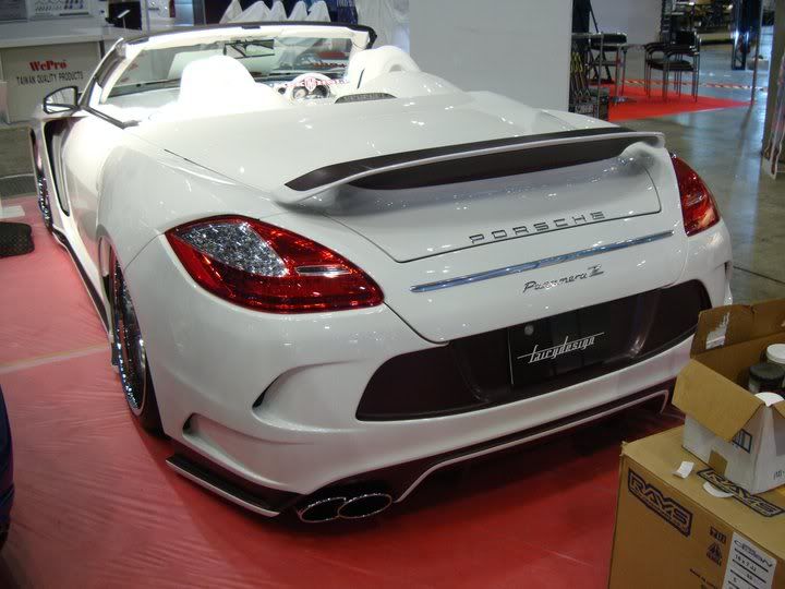 Porsche nissan panamera