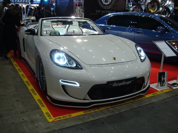 Porsche nissan panamera