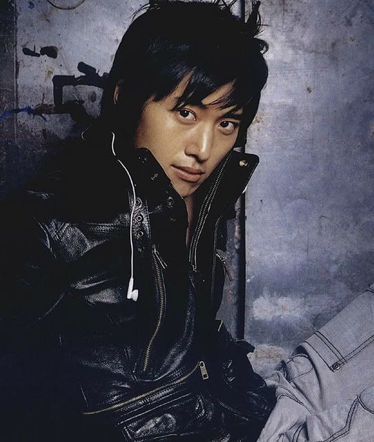 Lee Wan Pictures, Images and Photos