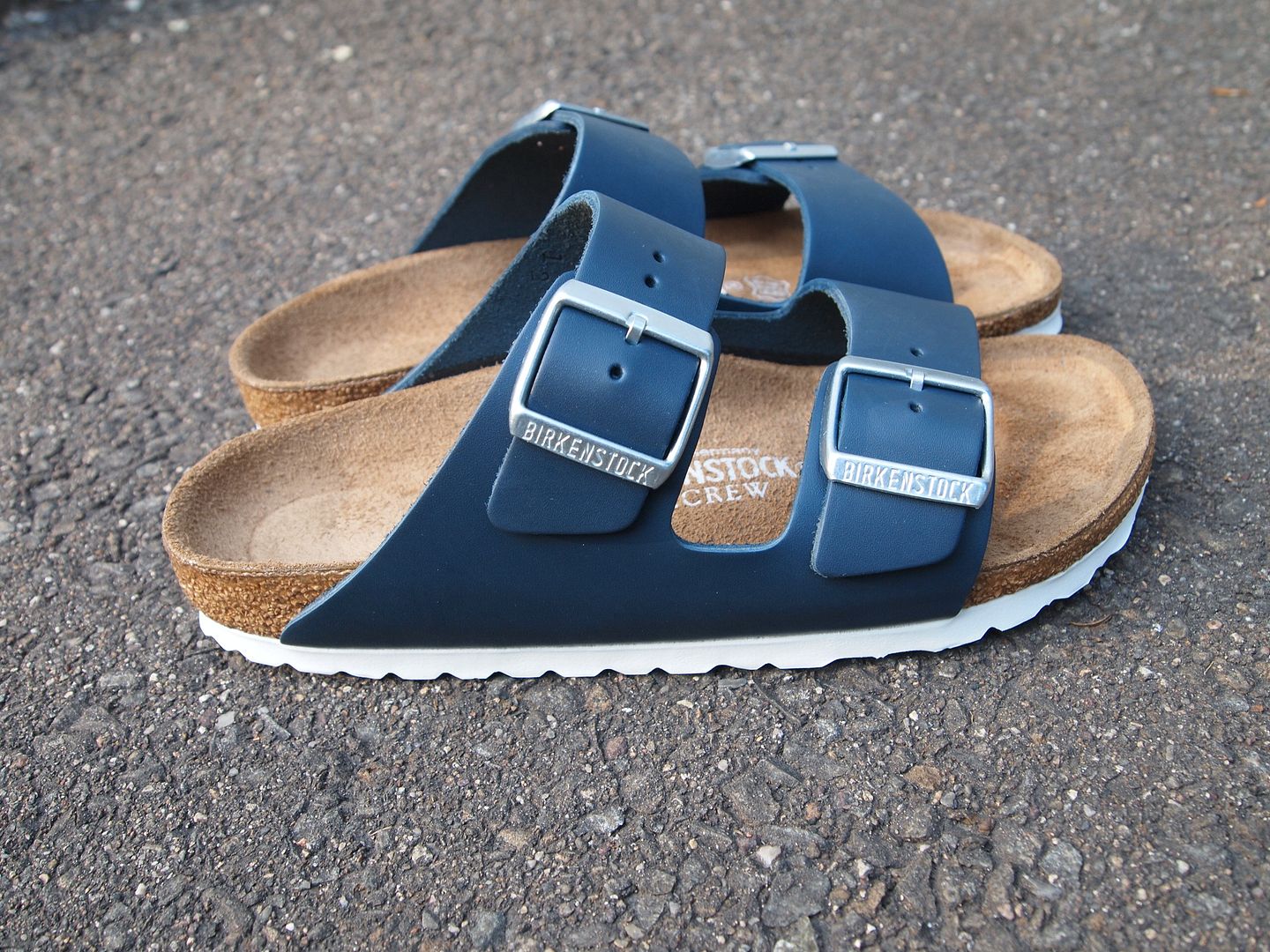 navy birks