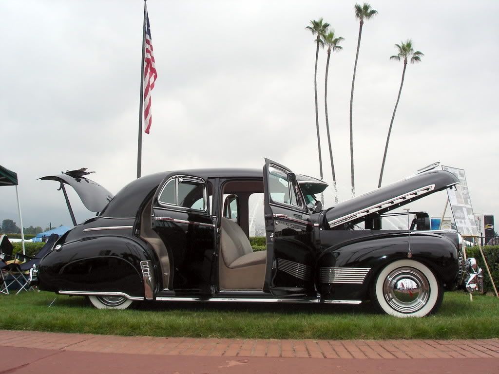 [Linked Image from i178.photobucket.com]