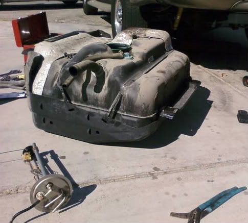 2000 Ford excursion gas tank capacity #8