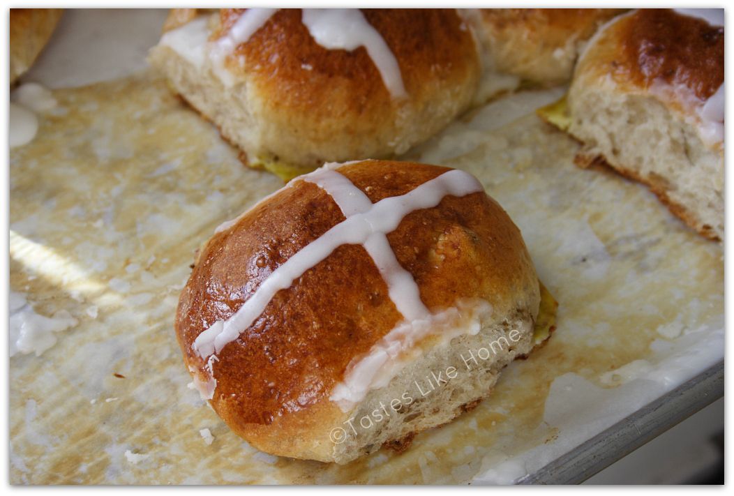 Cross Bun photo crossbuns9-1_zpsaba35b97.jpg