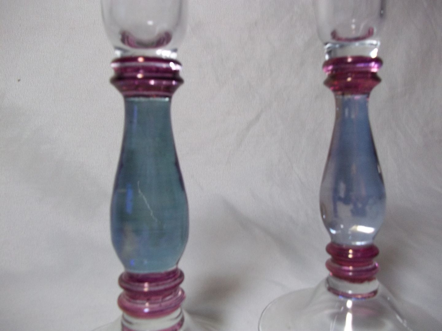 Vintage Hand Made KROSNO POLAND ART GLASS CANDLESTICKS Candle Holders