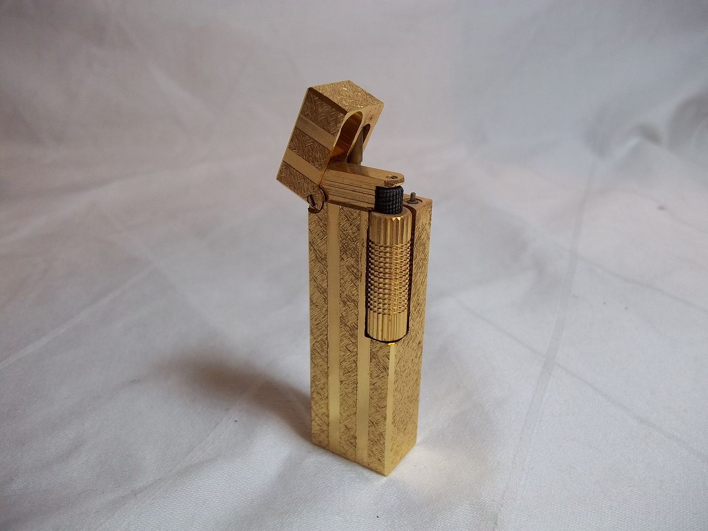 Gold Toned Vintage ALUMODE BY COLIBRI POCKET LIGHTER Side Strike japan