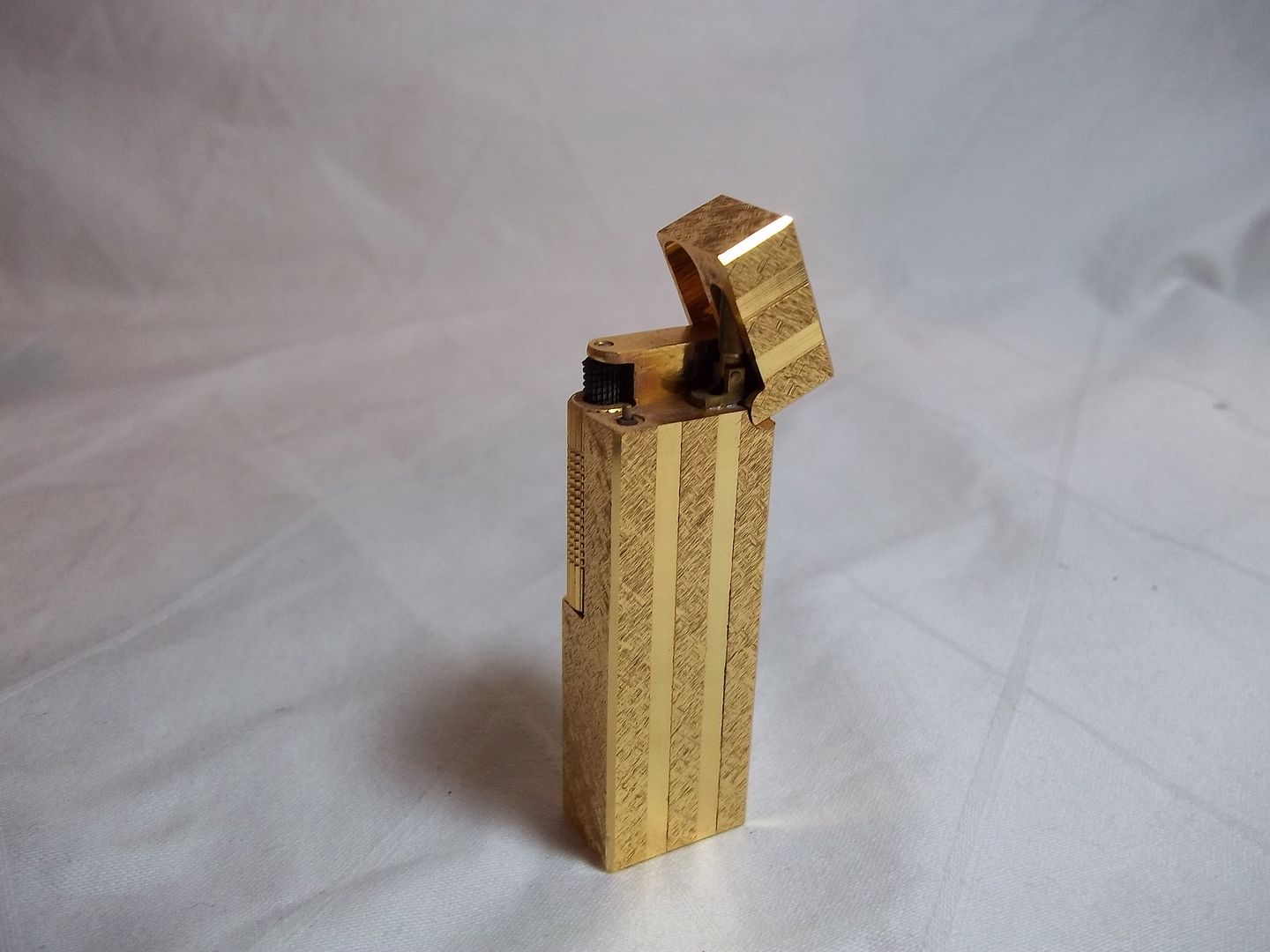 Gold Toned Vintage ALUMODE BY COLIBRI POCKET LIGHTER Side Strike japan