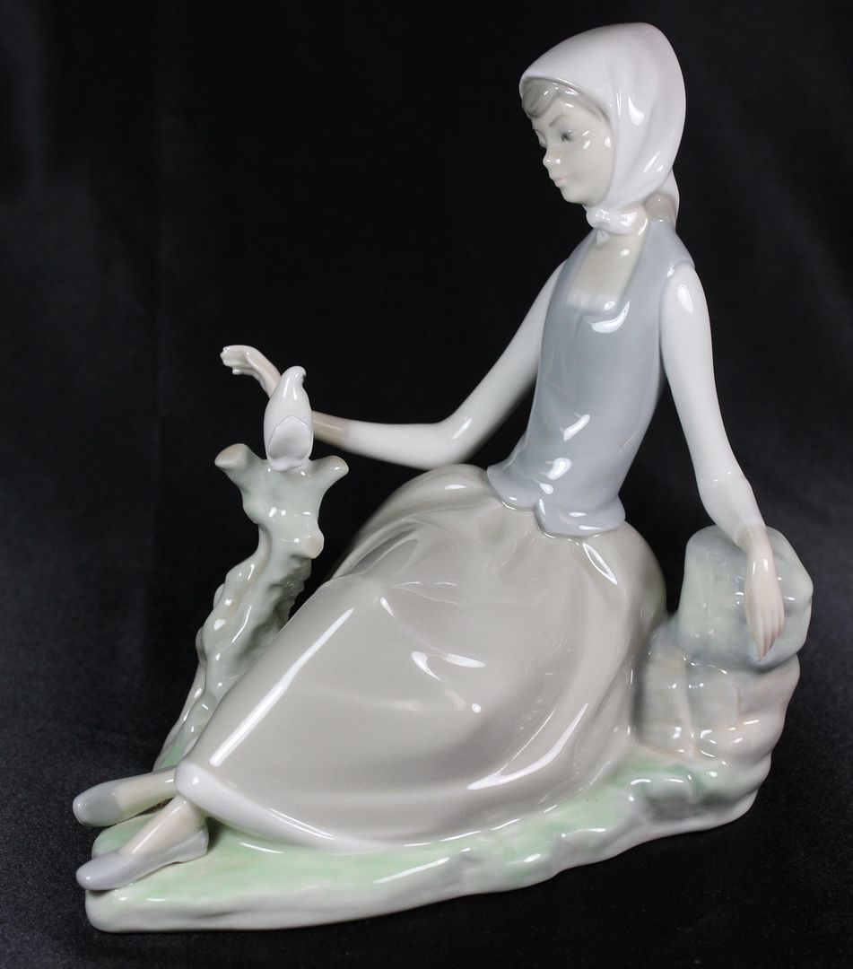Vintage LLADRO SHEPHERDESS WITH DOVE 4660 Woman Sitting Figurine eBay