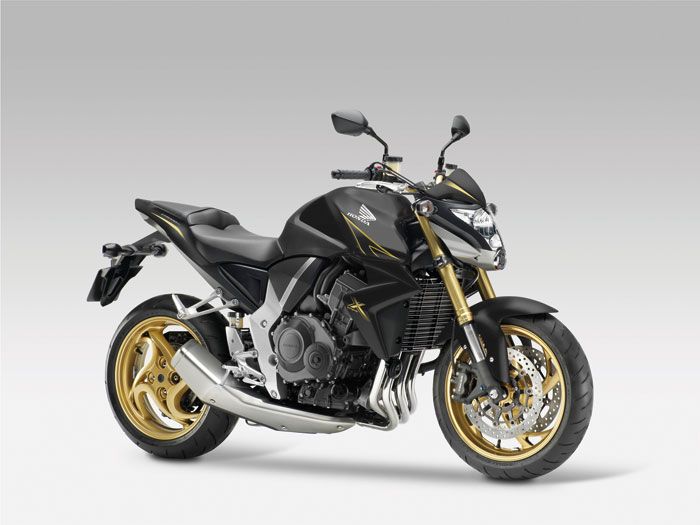 2012-Honda-CB1000RA4-small_zps28bd7750.jpg