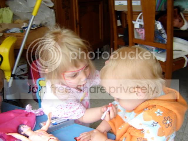 Photo Sharing and Video Hosting at Photobucket