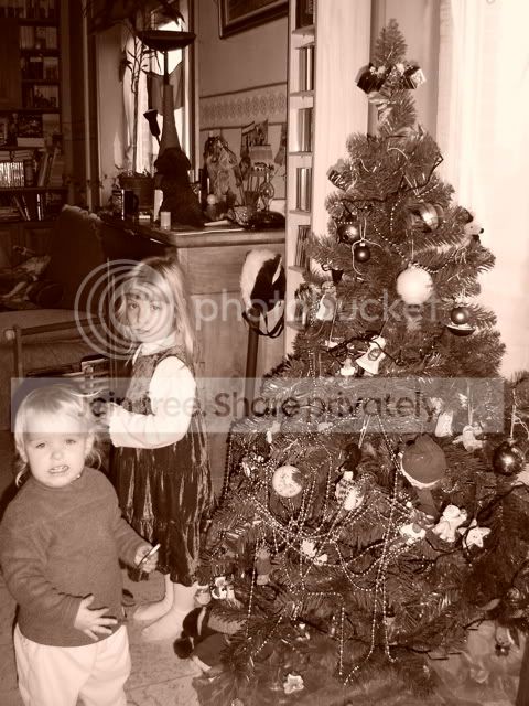 Photo Sharing and Video Hosting at Photobucket