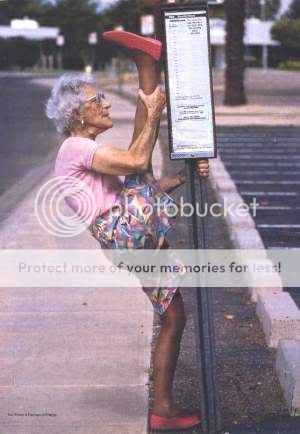 https://i178.photobucket.com/albums/w253/SEREMAKER/155-supergranny.jpg