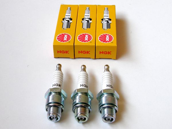 spark plugs NGK B9HS kawasaki h1 h2 s1 s2 s f11 a7 f7  