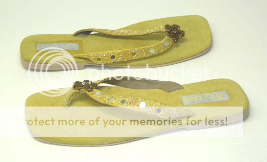 Aqua JULIA Yellow Suede Woman Thong Sandal Sz 37 Eu/7  